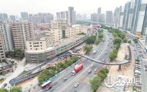 晋江凤池路人行天桥合龙